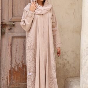 BEIGE WINTER ABAYA
